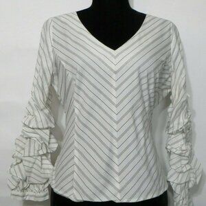 JANE And Delancey Women's black and white v-neck M